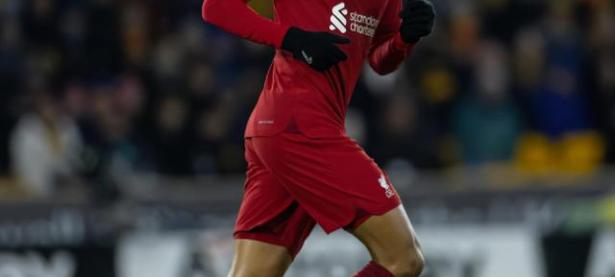 开云-包含清晨中超传出新动向，阿斯顿维拉刷新队史纪录，管理层表态——引发热议，数据趋势出现新变化的词条