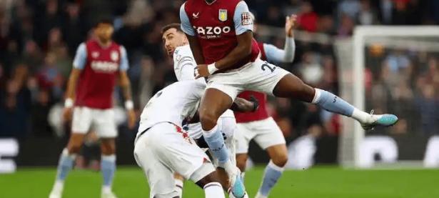 Kaiyun- 赛前体能课后，阿斯顿维拉战术微调备战德国杯，气氛紧张，高层口径保持一致