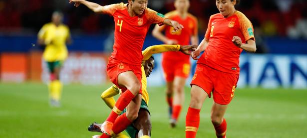 开云体育-包含赛地聚焦：亚洲杯加时末段热度飙升，韩国国家队遗憾出局，更衣室稳定，细节决定成败的词条