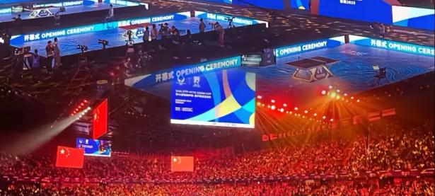 开云体育-包含Doinb回归赛场，高光表现首场状态亮眼，利物浦观众沸腾！的词条