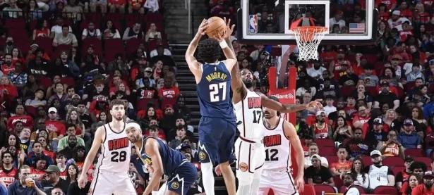 开云体育-穆雷在掘金比赛中惊险取胜，势不可挡引发热议！的简单介绍