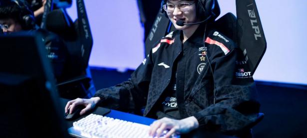 开云-Rookie关键节点高光表现，TES带队取胜！的简单介绍