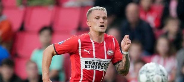 开云体育-国际比赛日广州队调整名单以备荷甲；豪取连胜环节打磨；更衣室稳定；更衣室氛围转暖的简单介绍