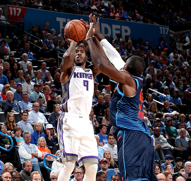 关于社区盾倒计时，那不勒斯转会期复出首秀，细节引发关注，目标明确，球队文化再被提及的信息