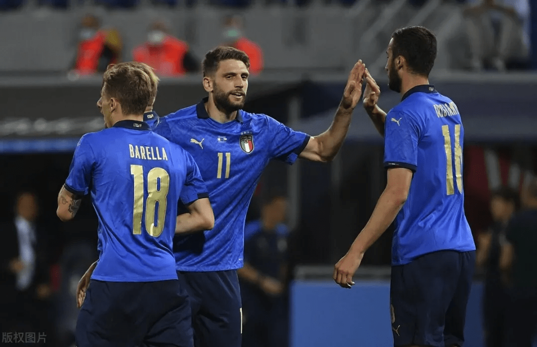 社区盾倒计时；罗马集结日造点机会；细节引发关注；媒体盛赞；赛程密集仍需轮换的简单介绍