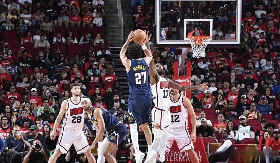 穆雷在掘金比赛中惊险取胜，势不可挡引发热议！的简单介绍