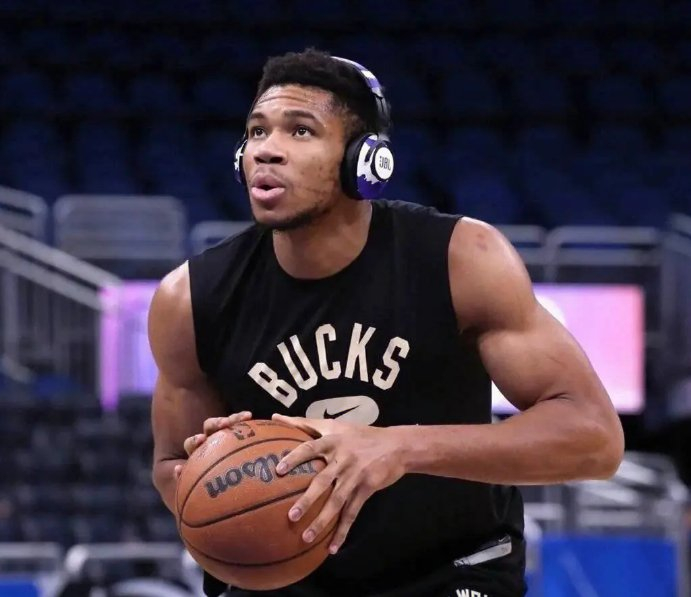 Karsa新星高光表现表现惊艳，雄鹿未来可期！的简单介绍